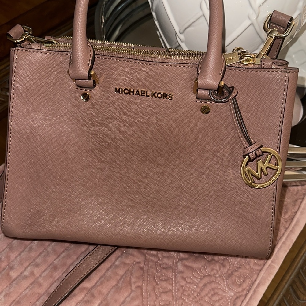 Michael Kors Bag - Picture 6 of 16